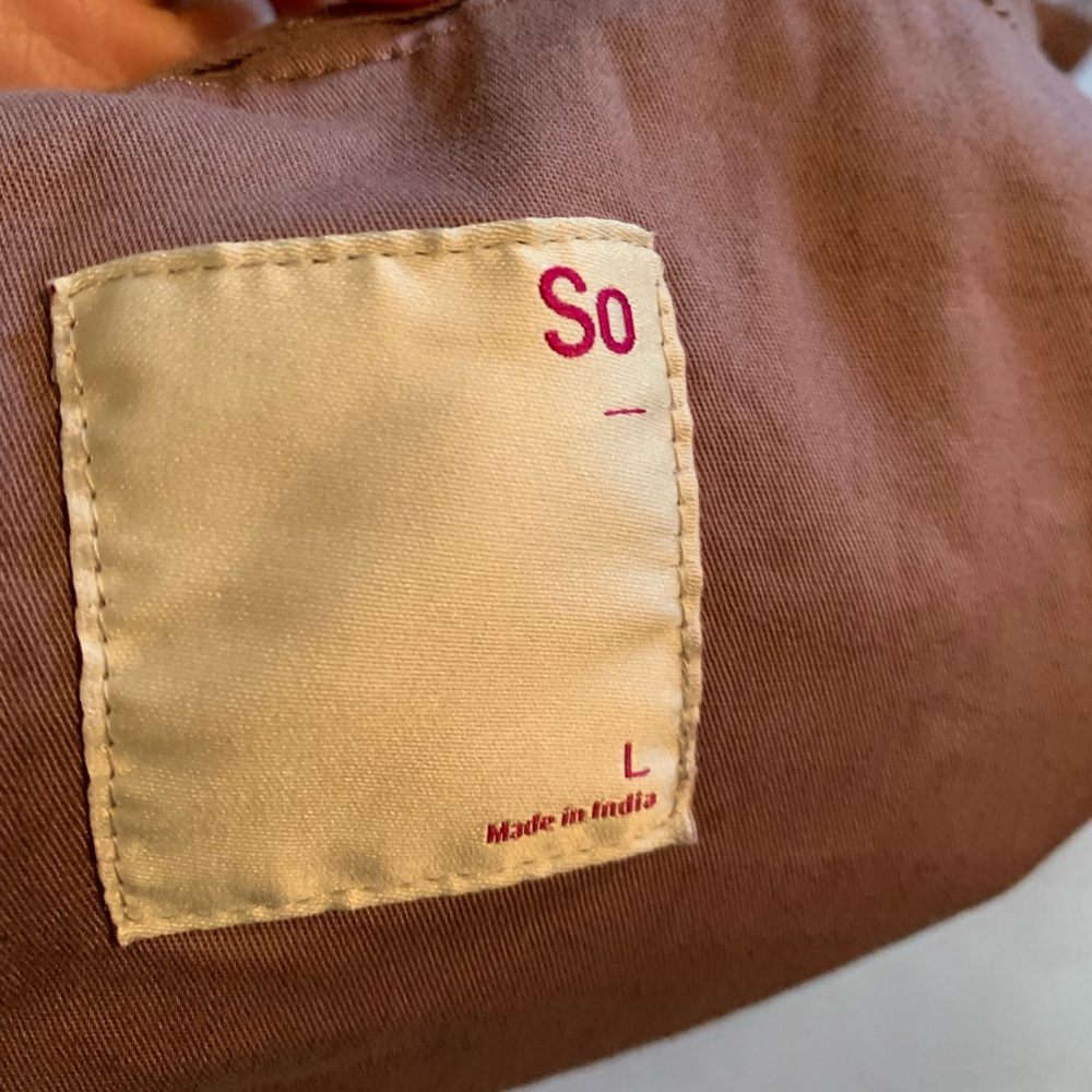 Woman’s Jacket - Picture 3 of 3